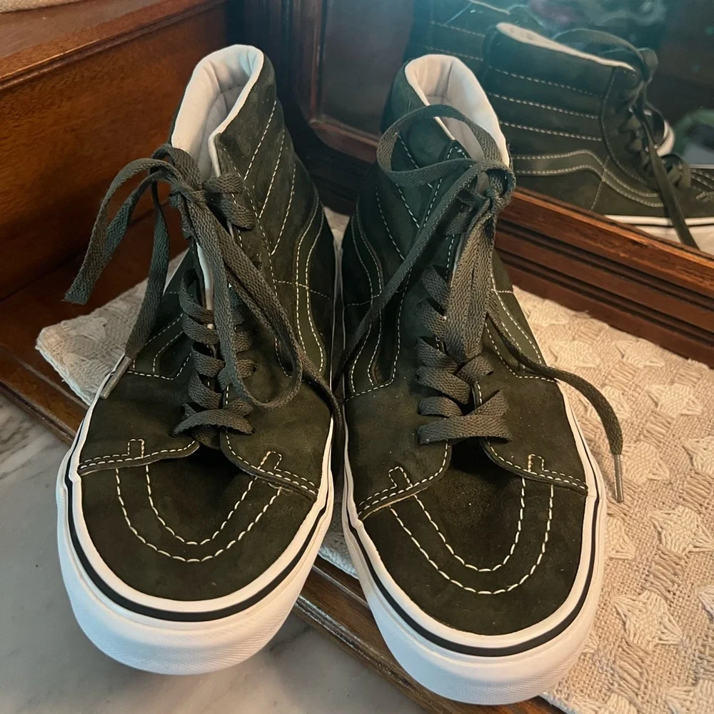 VANS Off the Wall Classic Sk8 High Top Suede Sneakers Dark‎ Green White Men's 7